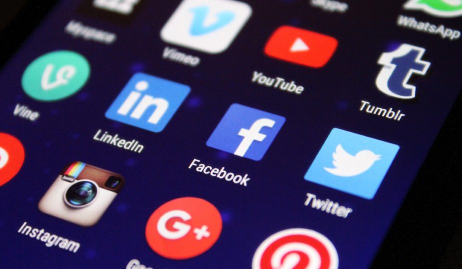 les réseaux sociaux