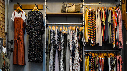 dressing habille féminin, conséquences environnementales de la fast fashion